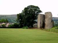 Crickhowell Castle